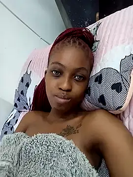 sexypetitexdoll23 online show from 12/11/24, 09:30