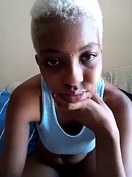 sexypetitexdoll23 online show from 03/09/25, 04:22