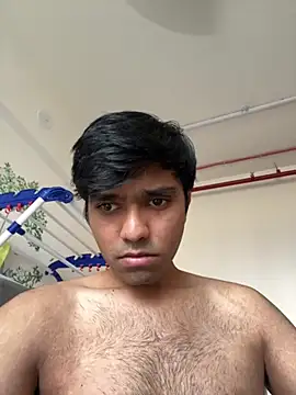 Snapshot of BoyzaraHatke chatting on 01/17/26, 11:37 BoyzaraHatke online show from 01/17/26, 11:37