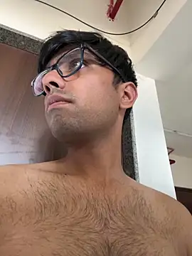 Snapshot of BoyzaraHatke chatting on 03/03/26, 07:58 BoyzaraHatke online show from 03/03/26, 07:58