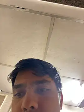 Snapshot of BoyzaraHatke chatting on 04/06/26, 06:58 BoyzaraHatke online show from 04/06/26, 06:58