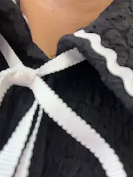 Snapshot of Holly_Play chatting on 10/12/25, 10:36 Holly Play online show from 10/12/25, 10:36