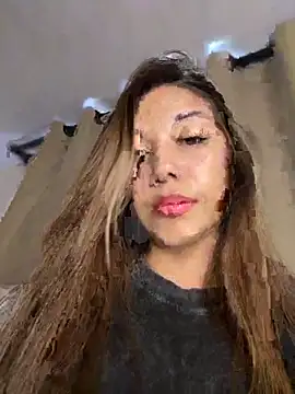 Iris lee online show from 10/08/25, 07:44