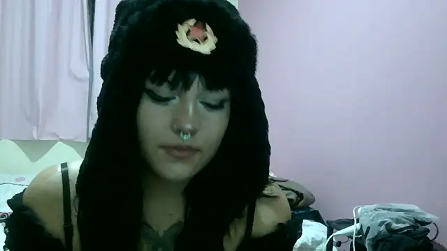 belletotosa online show from 04/25/26, 01:41