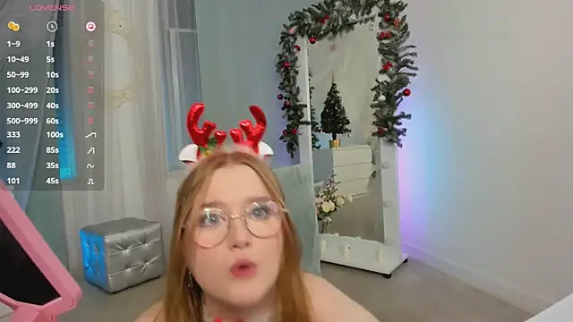 Snapshot of bonnie_wright chatting on 12/25/24, 07:13 bonnie wright online show from 12/25/24, 07:13