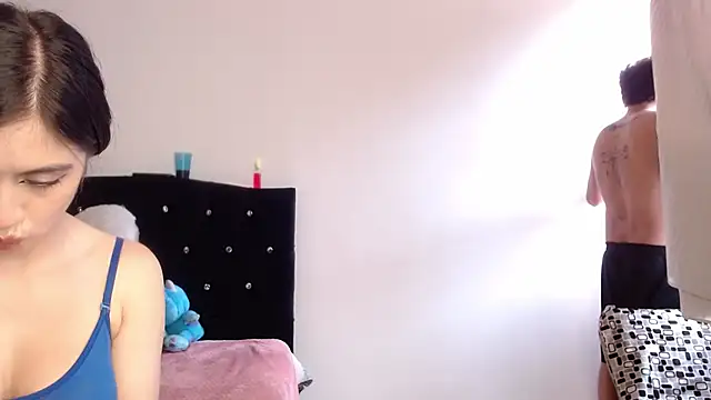 Snapshot of Bonny_Bonss chatting on 04/13/26, 07:52 Bonny Bonss online show from 04/13/26, 07:52