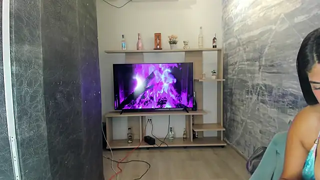 NaiiaCirce online show from 03/03/25, 12:04