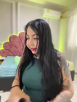 Snapshot of eva_sexx69 chatting on 06/18/26, 12:20 eva sexx69 online show from 06/18/26, 12:20