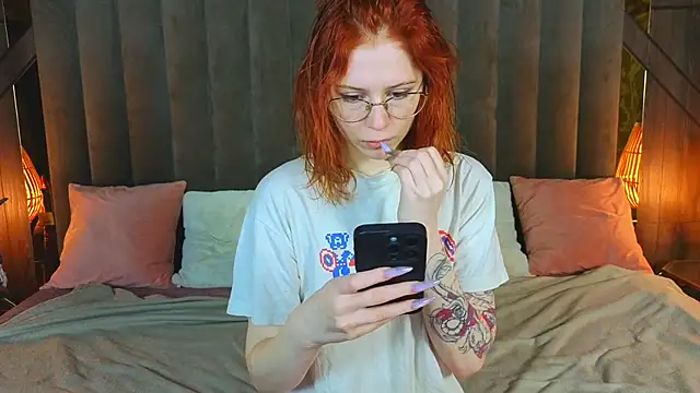 Sasha Exclusive online show from 12/15/25, 08:24