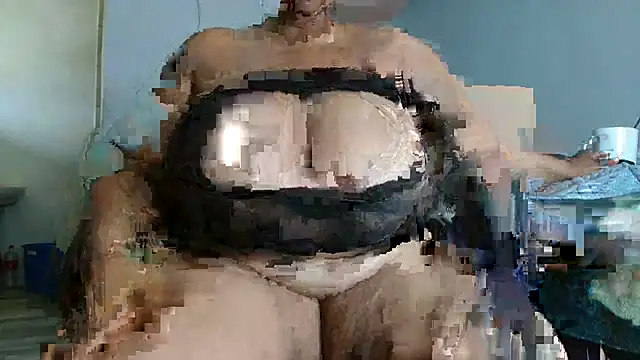 Hugetittiesxx2 online show from 12/17/25, 05:24