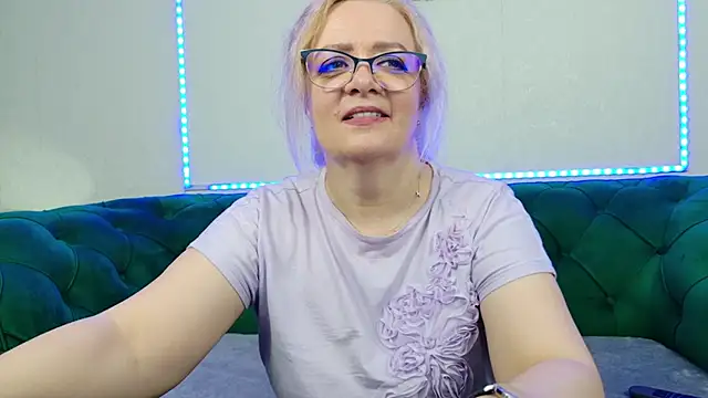 IvanaCharm online show from 06/27/26, 03:33