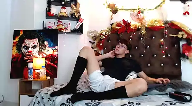 flowers18 online show from 12/29/24, 08:58