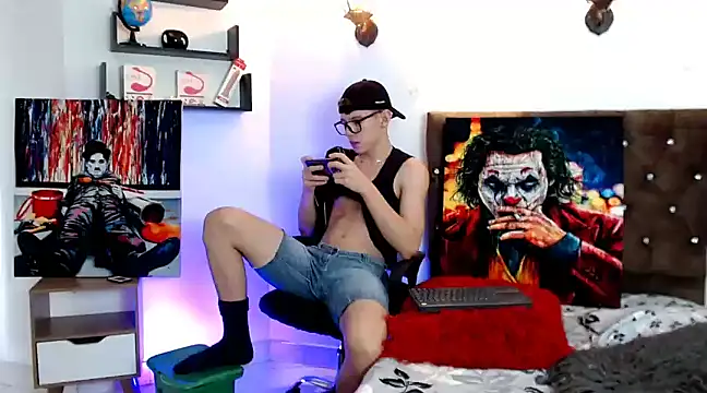 flowers18 online show from 02/25/25, 09:46