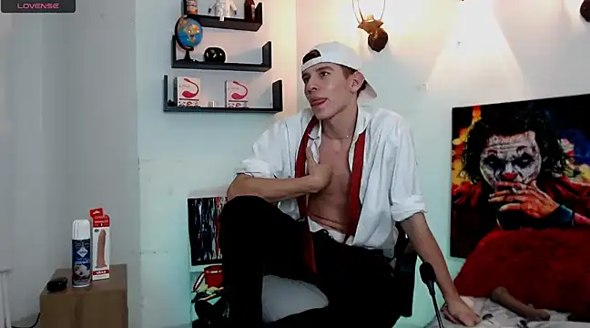 flowers18 online show from 03/04/25, 01:01