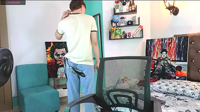 flowers18 online show from 10/03/25, 09:56