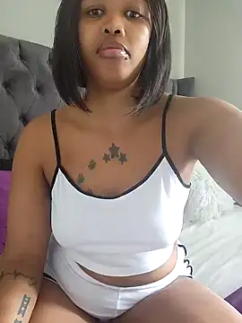 Snapshot of Drippincaty chatting on 12/25/24, 07:46 Drippincaty online show from 12/25/24, 07:46