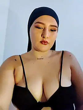 Celeste camila18 online show from 09/13/25, 08:08