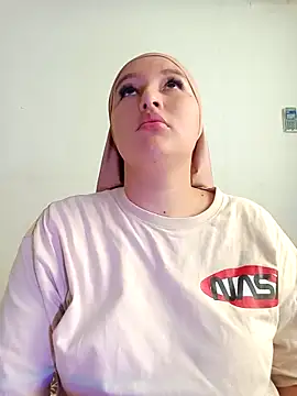 Celeste camila18 online show from 10/24/25, 01:40