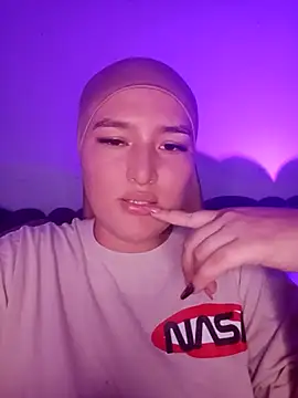 Snapshot of Celeste_camila18 chatting on 03/22/26, 11:08 Celeste camila18 online show from 03/22/26, 11:08