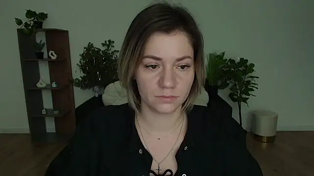 Snapshot of MariaSttone chatting on 01/21/25, 11:56 MariaSttone online show from 01/21/25, 11:56