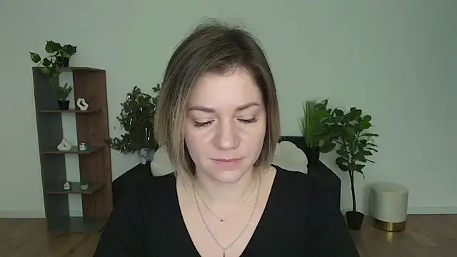 Snapshot of MariaSttone chatting on 01/22/25, 08:51 MariaSttone online show from 01/22/25, 08:51