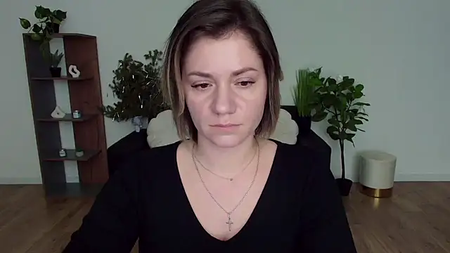 Snapshot of MariaSttone chatting on 01/22/25, 02:56 MariaSttone online show from 01/22/25, 02:56