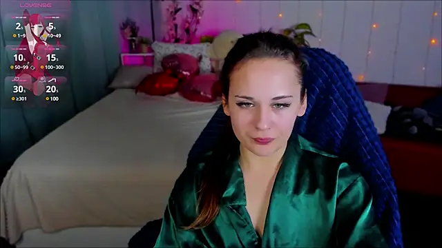 Snapshot of Makima_lee chatting on 02/08/25, 01:33 Makima lee online show from 02/08/25, 01:33