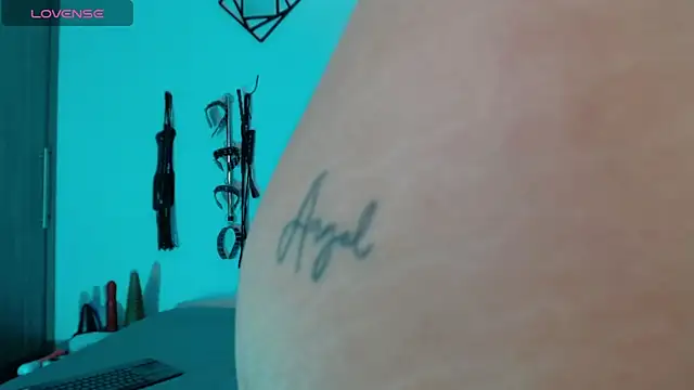 Alisson Beckett online show from 03/20/25, 02:21