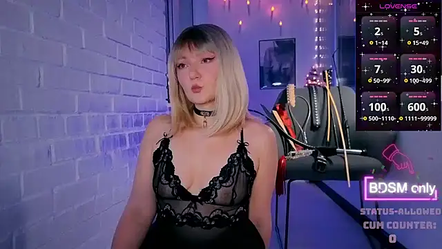 Snapshot of Sandralawrence chatting on 01/17/26, 09:40 Sandralawrence online show from 01/17/26, 09:40