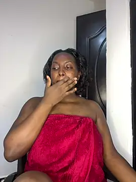 prettiepearl online show from 06/11/26, 06:39