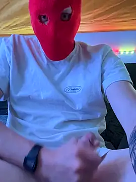 Snapshot of Timon1510 chatting on 12/15/25, 10:58 Timon1510 online show from 12/15/25, 10:58