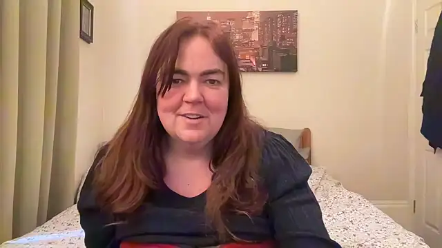 Snapshot of curvy-milf-abbie chatting on 02/12/25, 12:01 curvy-milf-abbie online show from 02/12/25, 12:01