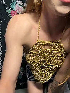 Snapshot of RuivaRaposinha chatting on 02/20/26, 06:19 RuivaRaposinha online show from 02/20/26, 06:19