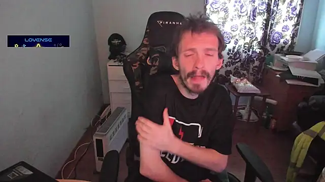 Snapshot of sexy264329 chatting on 02/23/25, 04:13 sexy264329 online show from 02/23/25, 04:13