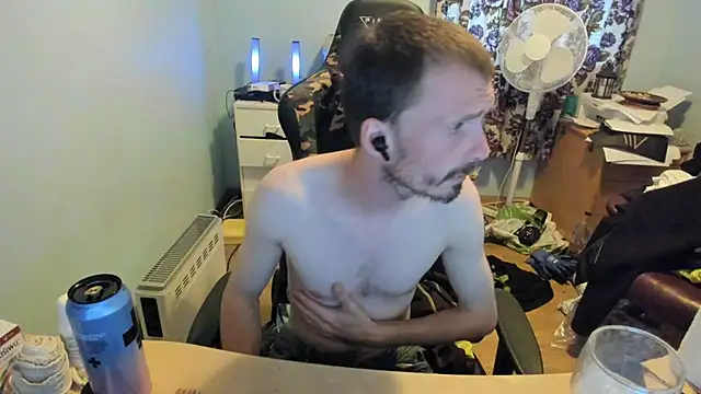 Snapshot of sexy264329 chatting on 09/10/25, 05:57 sexy264329 online show from 09/10/25, 05:57