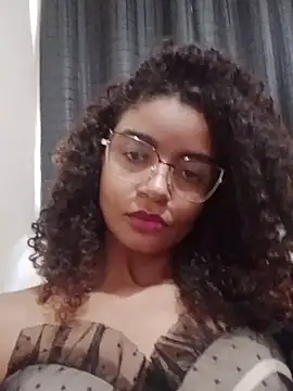 Snapshot of Emanuelle_manu chatting on 07/17/26, 03:50 Emanuelle manu online show from 07/17/26, 03:50