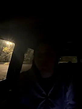 Snapshot of ladylavish chatting on 01/06/26, 02:15 ladylavish online show from 01/06/26, 02:15