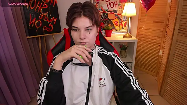 mekurisu online show from 02/24/25, 11:54