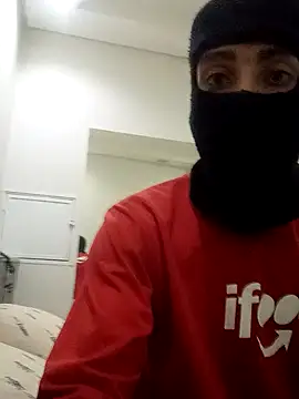 Snapshot of motoboysafd chatting on 09/29/25, 04:50 motoboysafd online show from 09/29/25, 04:50