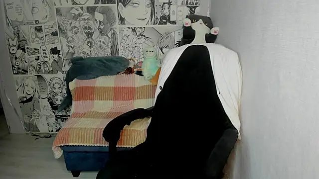 Martha Cameron online show from 03/12/25, 01:25