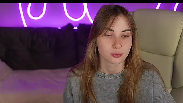 JennyyLuv online show from 11/11/25, 09:48