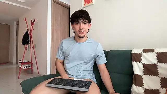 zenn rush1 online show from 07/13/26, 02:09