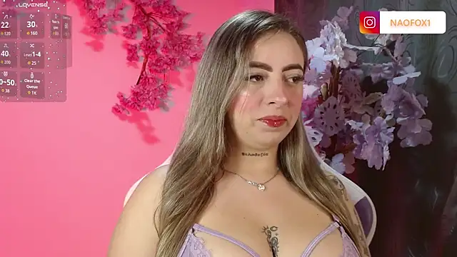 NaomiFox1 online show from 04/29/26, 01:21