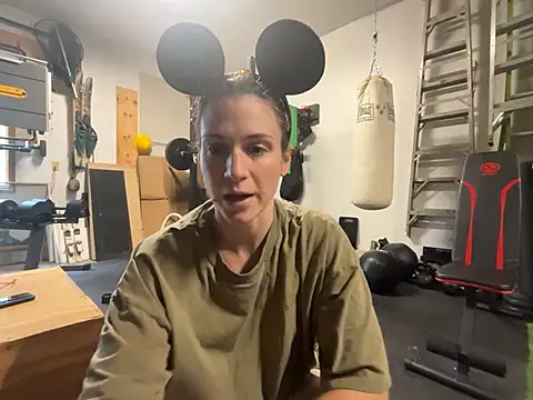 MissSwitch online show from 12/10/24, 05:22