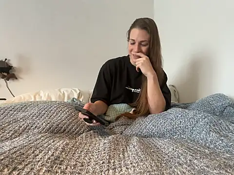 MissSwitch online show from 01/07/25, 01:35