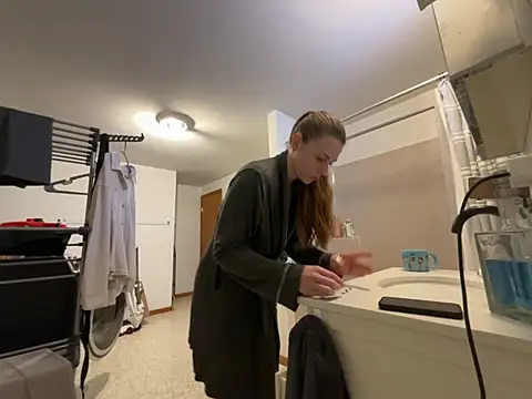 MissSwitch online show from 01/20/25, 12:39