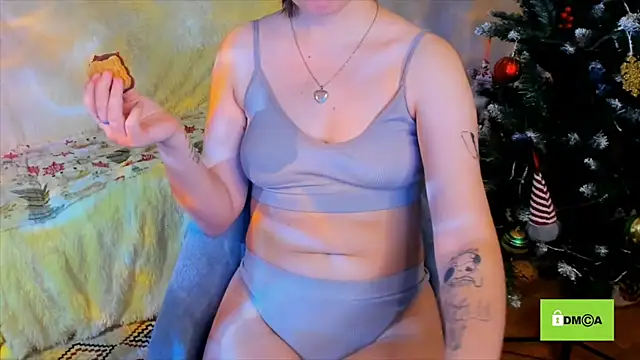 Funny bunnyy online show from 01/13/25, 03:23