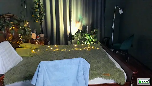 Funny bunnyy online show from 01/13/25, 05:33