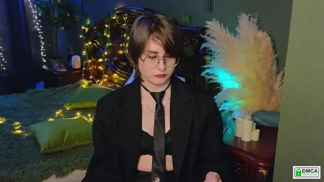 Funny bunnyy online show from 01/20/25, 11:21