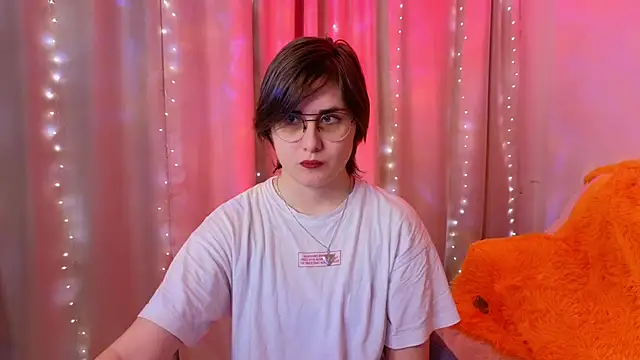 Funny bunnyy online show from 01/22/25, 04:02